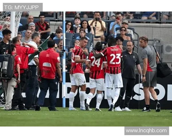 足球巨星突遭重伤意外赛季或提前报销引发球迷广泛关注