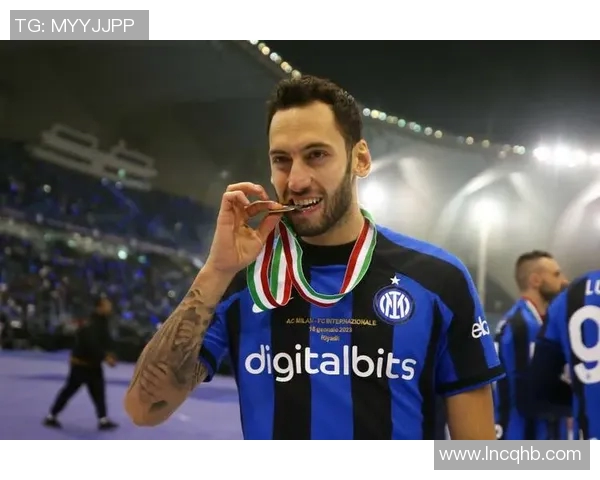 聚焦足坛明星球员精彩表现与成就分析探索他们背后的故事与未来发展