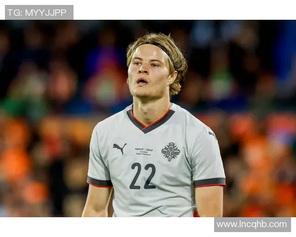 足球历史上踢破网的传奇球星是谁 他如何创造这一惊艳瞬间 足球历史上踢破网的传奇球星是谁 他如何创造这一惊艳瞬间