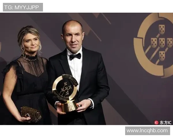 足球巨星与妻子的甜蜜生活揭示爱情如何在荣耀背后长久相伴 足球巨星与妻子的甜蜜生活揭示爱情如何在荣耀背后长久相伴